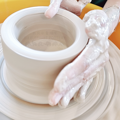 A61【Classic】Wheel Throwing | Six Trees Art & Pottery