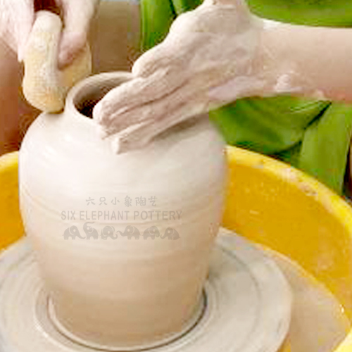 A61【Classic】Wheel Throwing | Six Trees Art & Pottery
