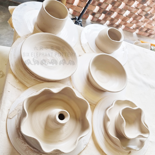 A61【Classic】Wheel Throwing | Six Trees Art & Pottery