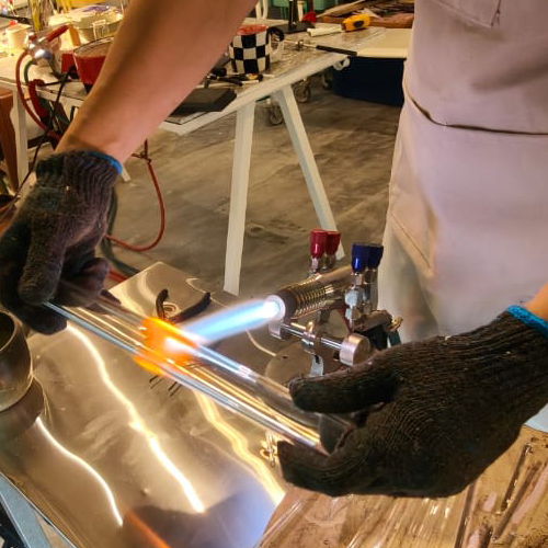 Six Trees Art & Pottery | C11 【经典】【单人】吹制琉璃杯 | 全程指导 预约制 RM399