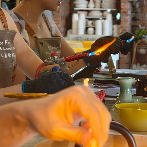 C01 烧琉璃DIY 
DIY Lampworking | Six Trees Art & Pottery